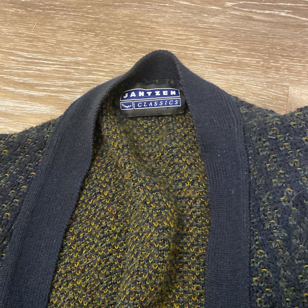 Jantzen patterned sweater - Picture 5 of 5